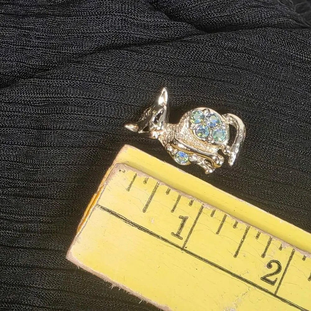 Vintage Cat Brooch Gold Tone  Rhinestone Kitty Pin Kitsch Jewelry